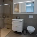 Modern Next To Hb With Roof Terrace Apartment *