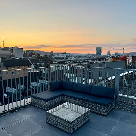 Modern Next To Hb With Roof Terrace 公寓 苏黎世