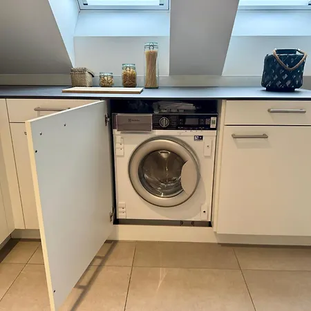 Apartman Modern Next To Hb With Roof Terrace *