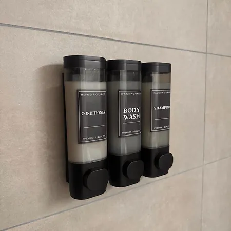 Modern Next To Hb With Roof Terrace