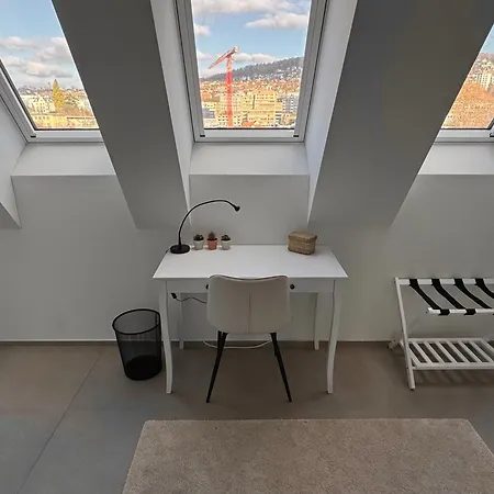Modern Next To Hb With Roof Terrace Daire *