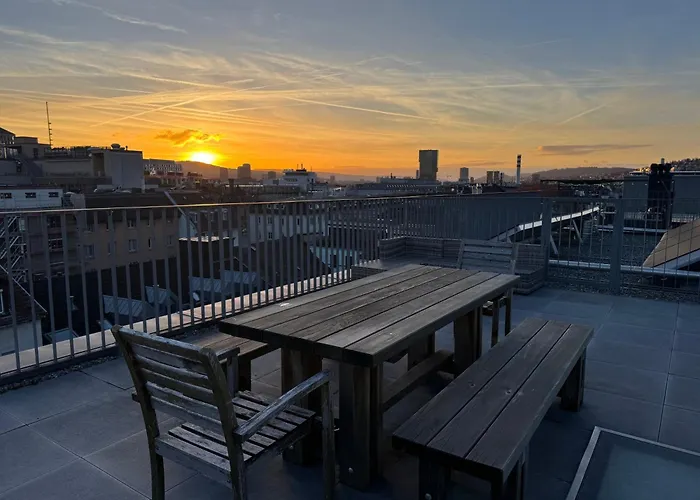 Modern Next To Hb With Roof Terrace Apartment Zürich